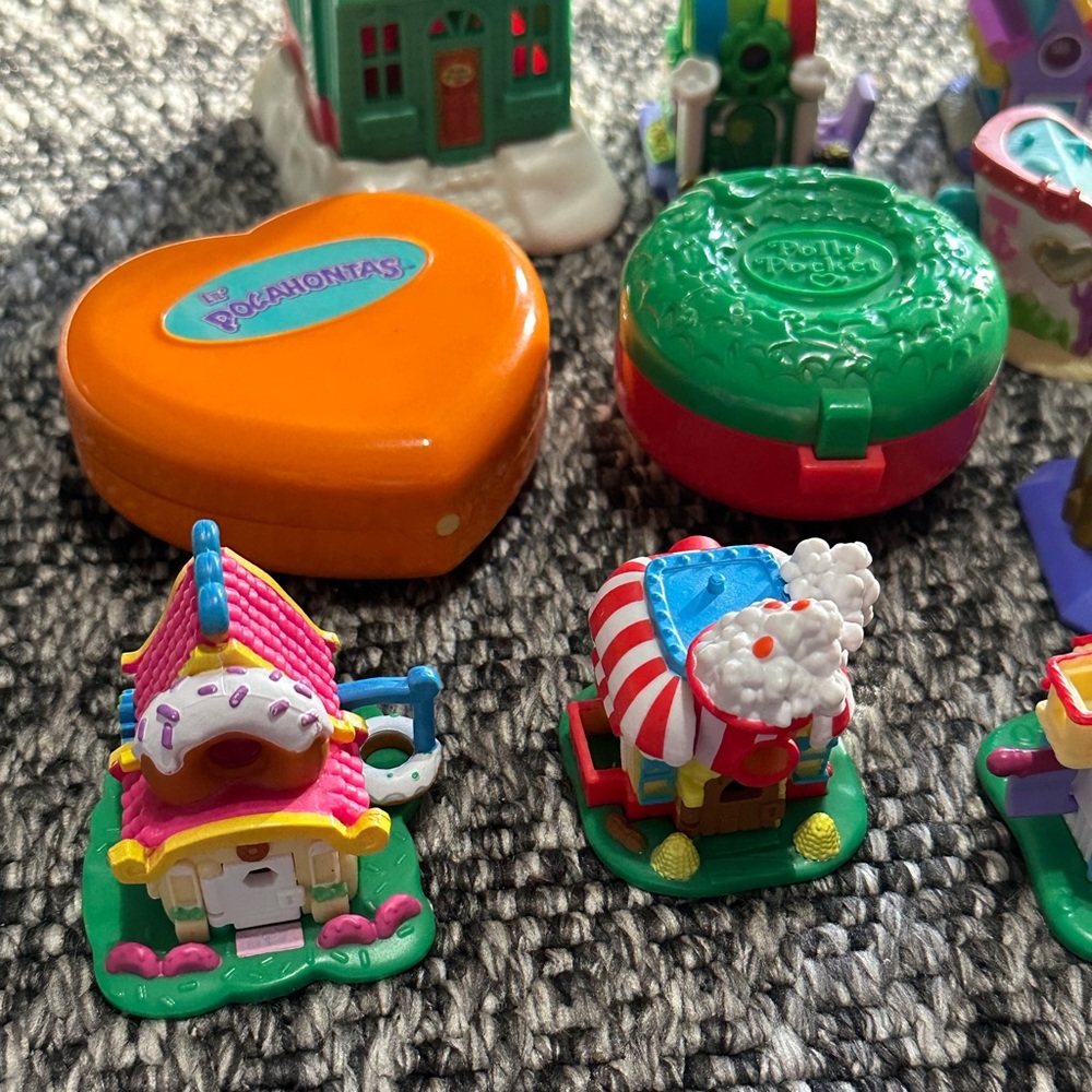 Polly Pocket & Nanables Playset Toys Colorful Miniature Bundle - Picture 2 of 8